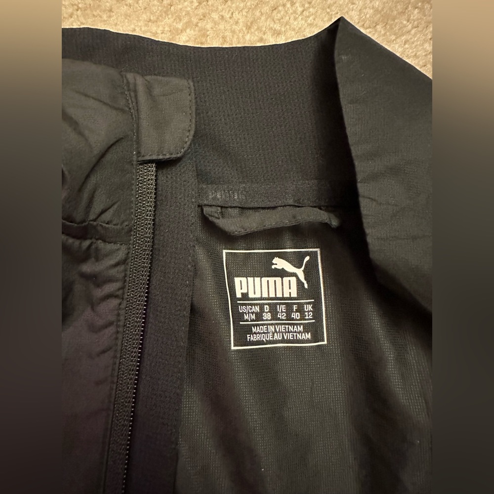 Medium Puma wind breaker jacket - Picture 2 of 3